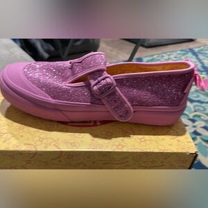 Susan Alexander Vans style 93 DX shoe